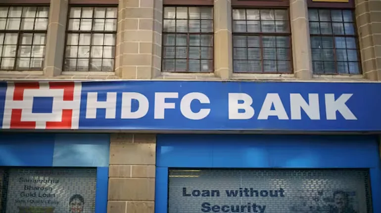 HDFC Bank ने घटाया MCLR: क्या अब आपकी होम लोन EMI कम होगी? जानिए पूरा असर