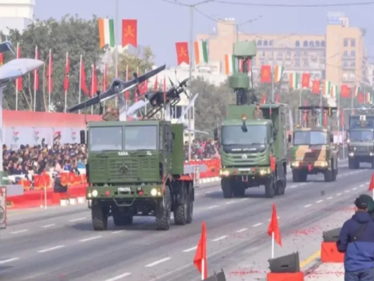 Jaipur में ब्रह्मोस मिसाइल और पिनाका लॉन्चर से हुआ भारतीय सेना की शक्ति का प्रदर्शन