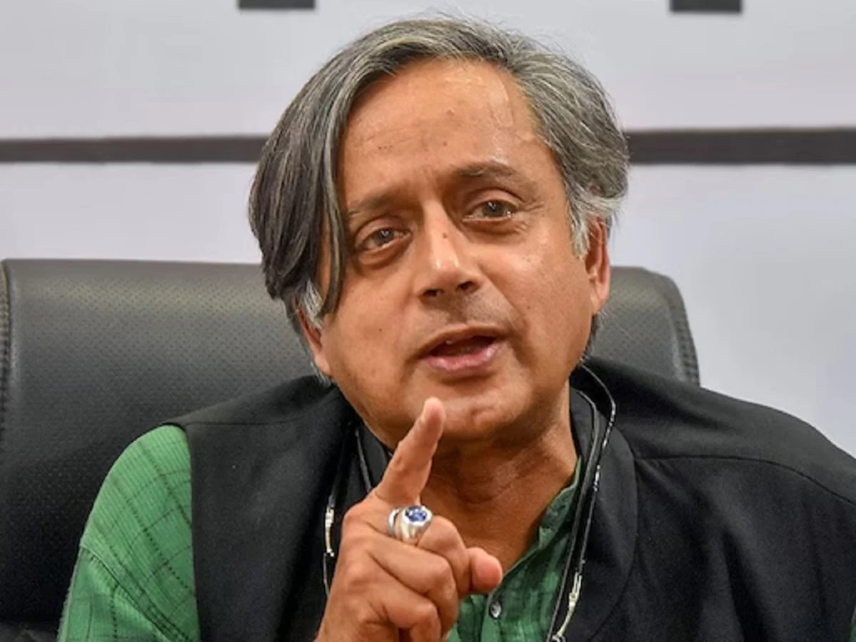 राहुल गांधी की इस बात से नाराज होकर Shashi Tharoor ने ले लिया है ये बड़ा फैसला!
