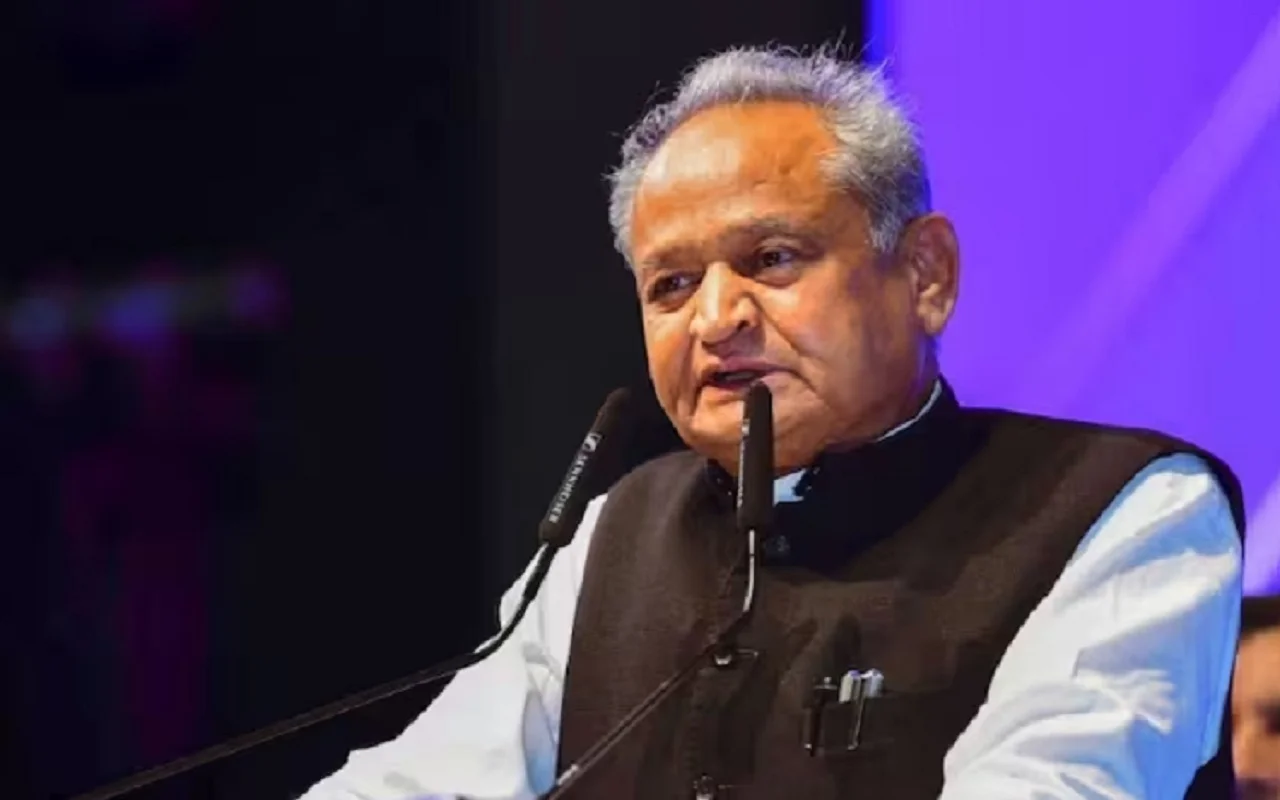 Rajasthan: अशोक गहलोत ने किरोड़ी लाल मीणा के आरोप पर दिया बड़ा बयान, सीएम भजनलाल से मांगा जवाब 