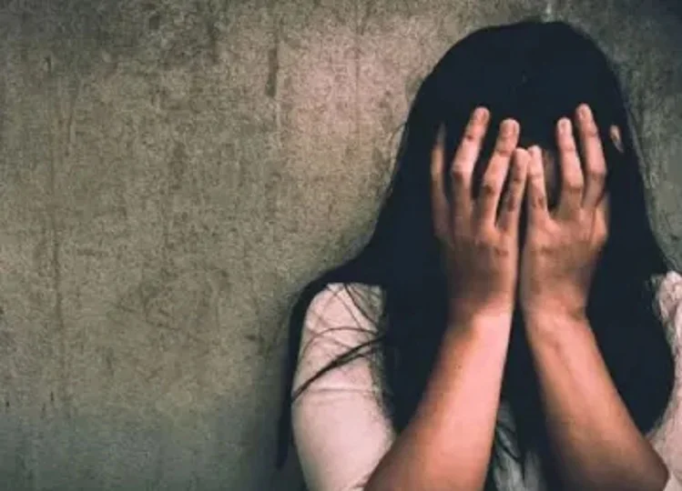 Faridabad: तीन वर्ष तक रिलेशनशिप में रहकर युवती के साथ किया दुष्कर्म, जब हो गई गर्भवती तो...