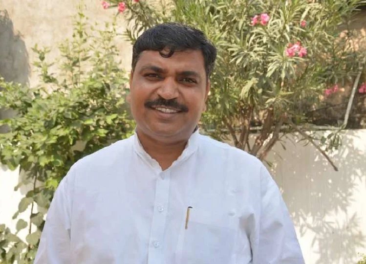 Rajasthan: राजीव गांधी युवा मित्रों को लेकर अब टीकाराम जूली ने भजनलाल सरकार से कही ये बात