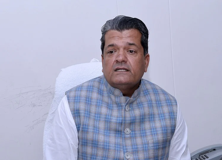 Rajasthan:  मंत्री सुमित गोदारा ने विधानसभा में उज्ज्वला योजना को लेकर बोल दी ये बड़ी बात