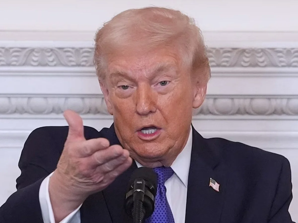 Trump ने अब पूरी दुनिया पर लगा दिया 10% ग्लोबल टैरिफ, जजों को लेकर दिया बड़ा बयान