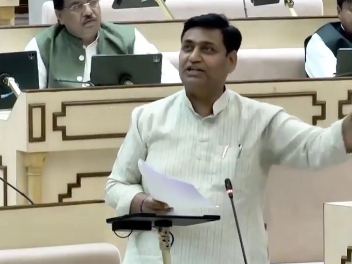 Dotasra ने दिलावर को लेकर दिया बड़ा बयान, कहा- भाजपा सरकार ने ऐसे व्यक्ति को पंचायती राज...