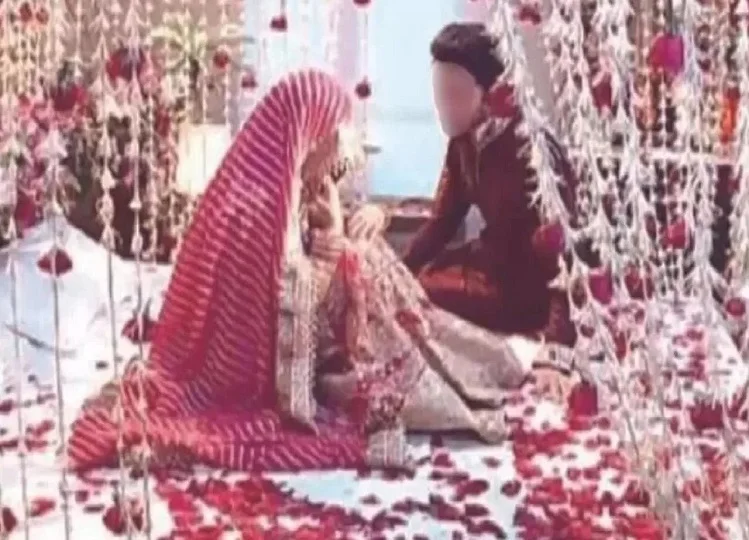 UP:  सुहागरात पर दूल्हा-दुल्हन को ये काम करते समय आया एक साथ हार्ट अटैक, वजह जान रह जाएंगे आप भी..... 