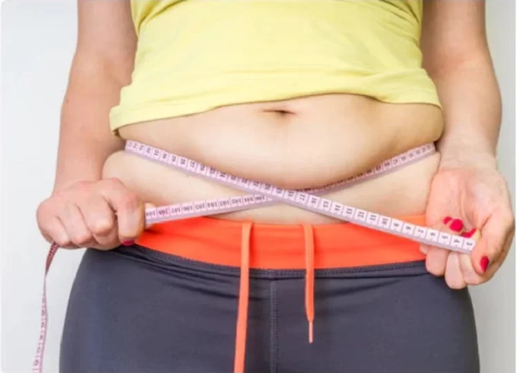 Health Tips: 30 दिनों तक कर ले इन चीजों का सेवन, फिर देखें कैस झटके में कम होता हैं आपका वजन 