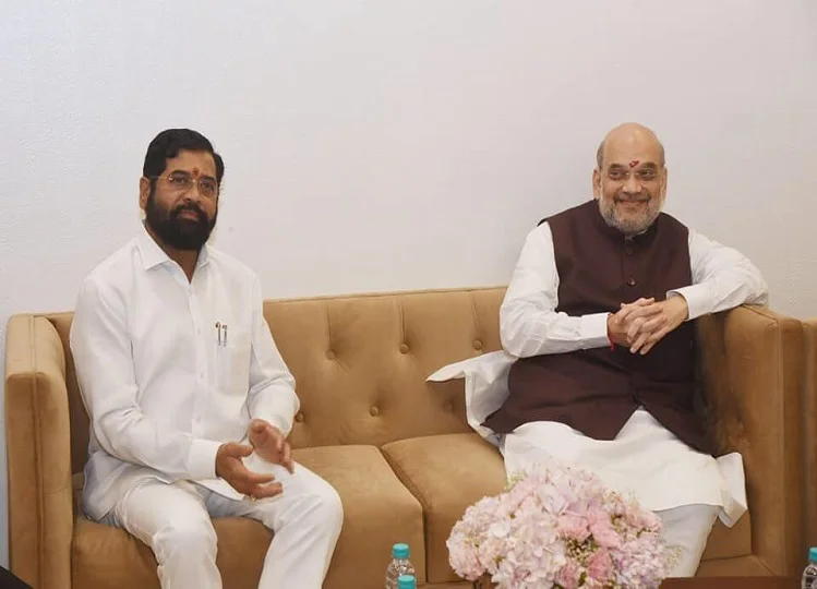 Amit Shah-Shinde meeting: क्या बीजेपी में मिलेगी शिंदे की शिवसेना? अमित शाह ने दिया ऑफर, किए जा रहे ये बड़े दावे