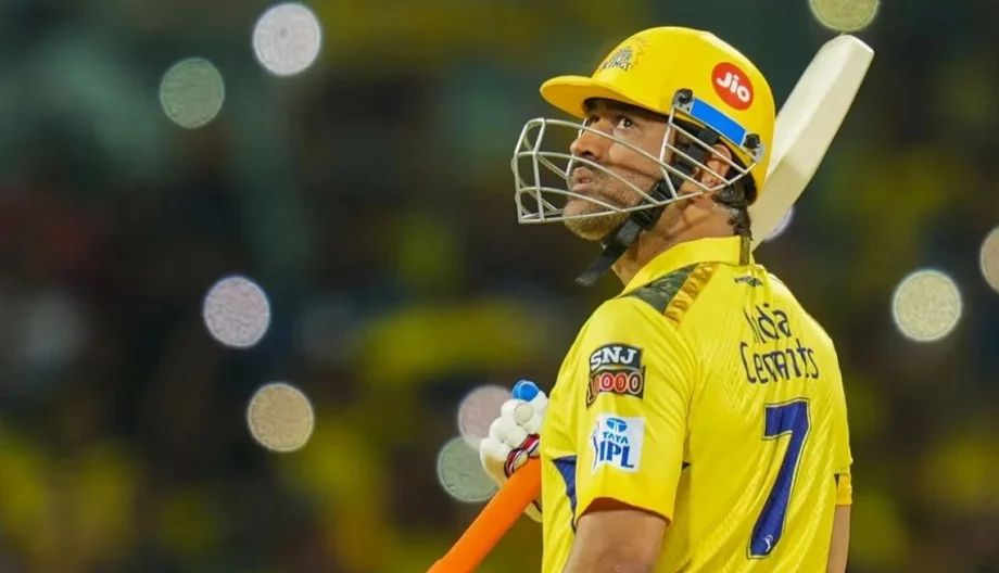 IPL 2025: धोनी सहित ये तीन दिग्गज इस बार अन्तिम बार आईपीएल खेलते आएंगे नजर!