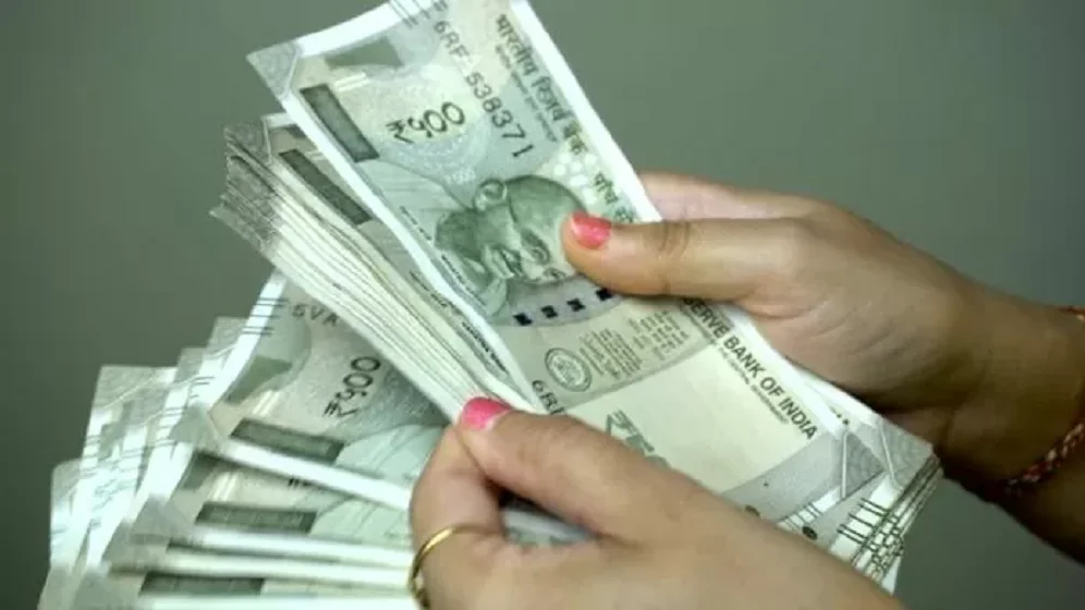 Income Tax बचाने के लिए तुरंत सबमिट करें निवेश प्रमाण, जानें आखिरी तारीख