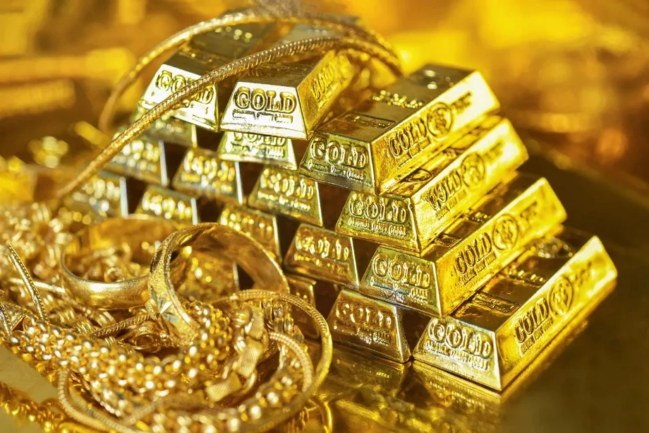 Gold price:  महंगा हुआ सोना, अब दस ग्राम के लिए खर्च करने होंगे इतने रुपए