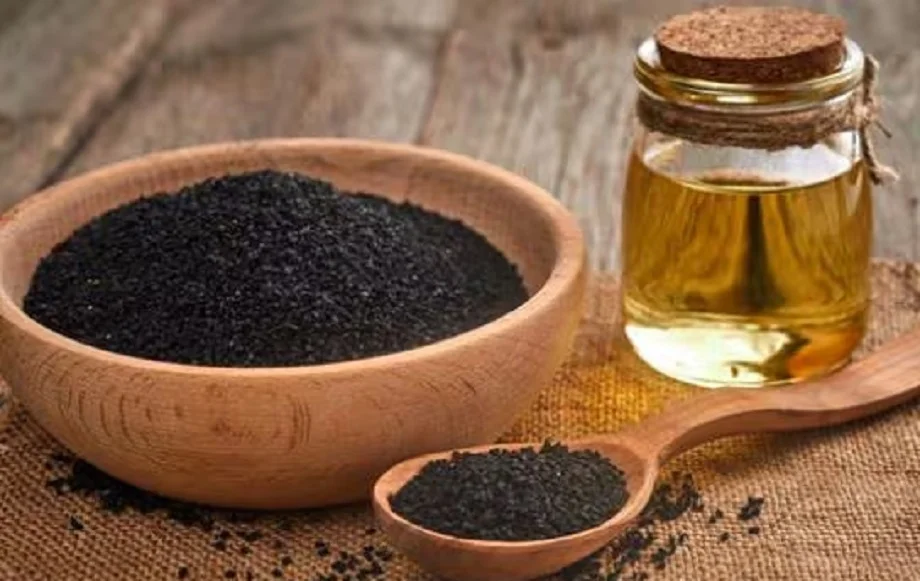 Health Tips: कई प्रकार से लाभकारी होता है कलौंजी का तेल, मिलते हैं ये फायदे