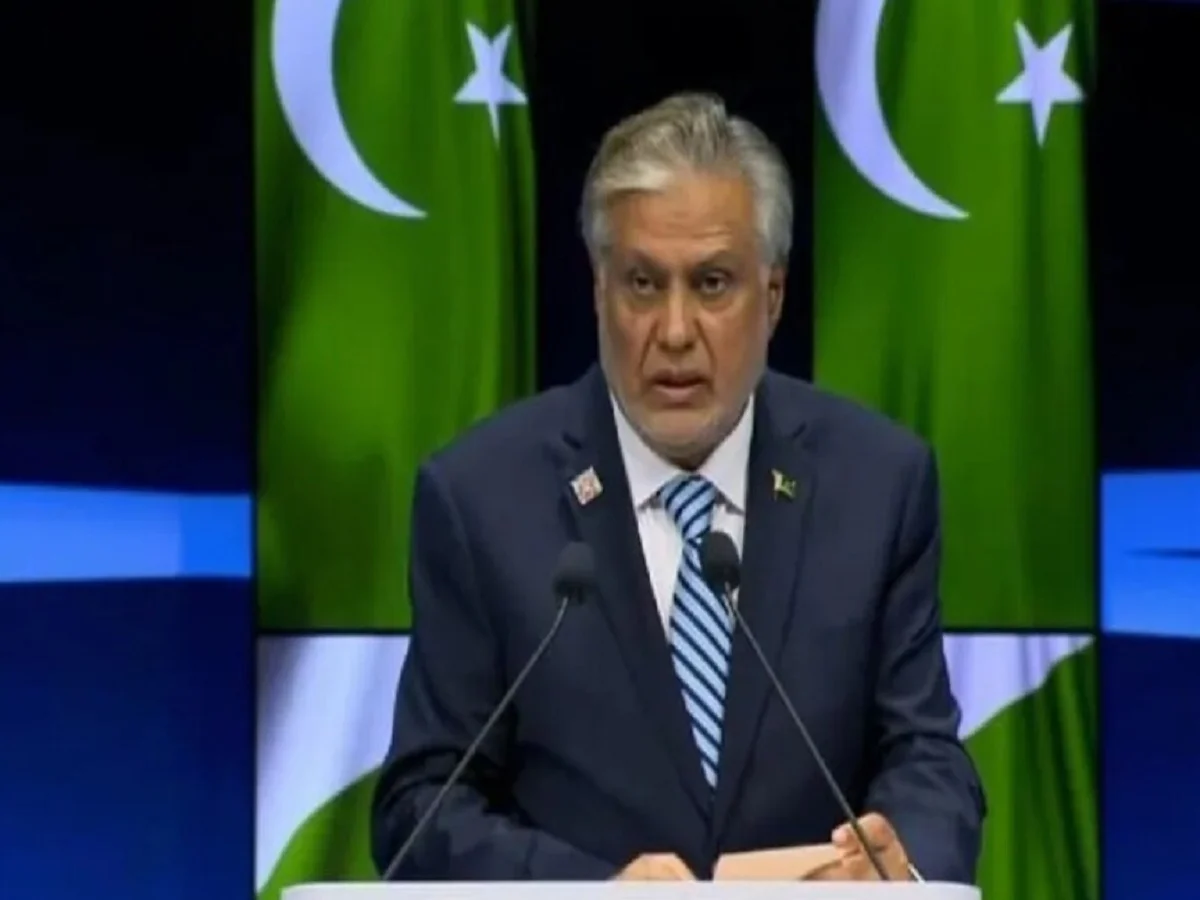 अब Pakistan ने भी ईरान को दे डाली है ये चेतावनी, विदेश मंत्री इशाक डार ने दिया बड़ा बयान