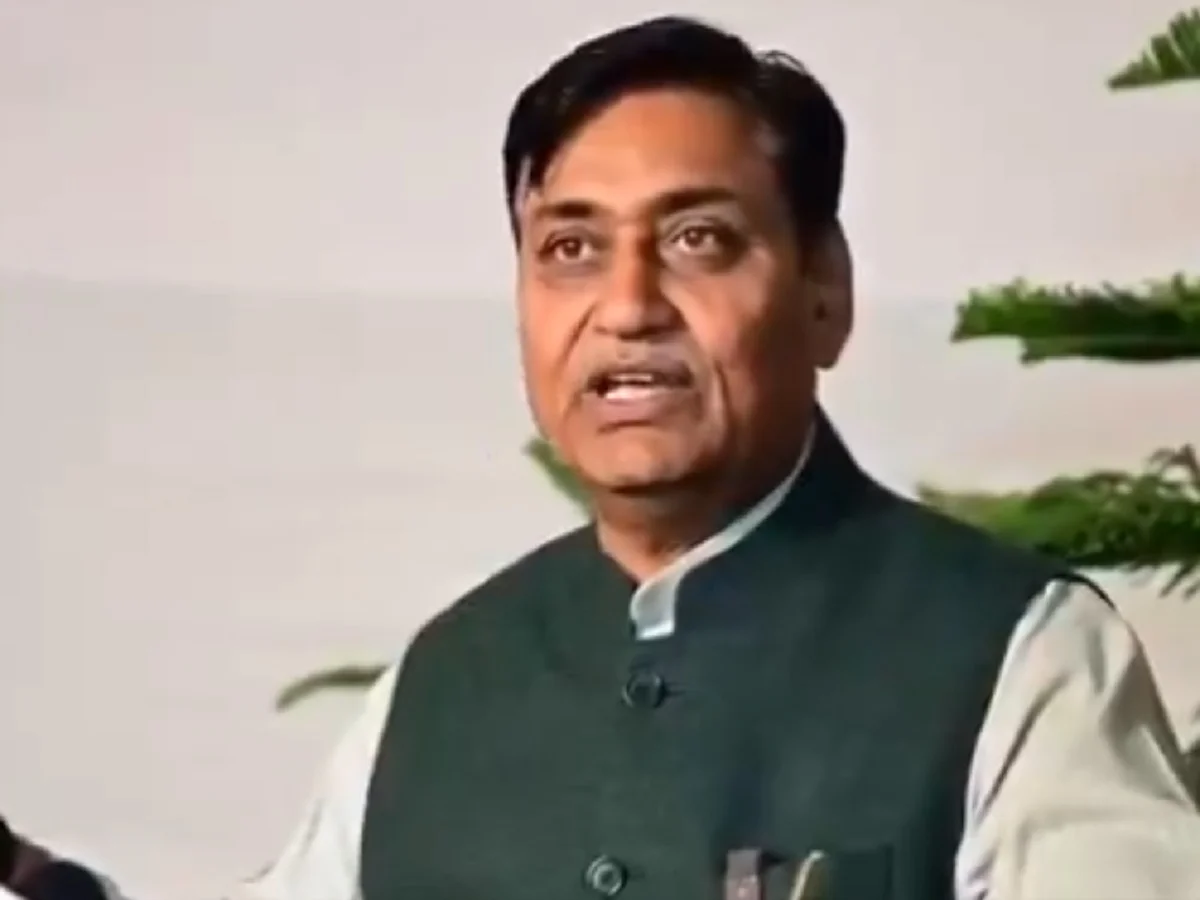 मोदी सरकार ने महंगाई से पहले ही त्रस्त जनता की जेब पर एक और वार कर दिया:  Dotasra