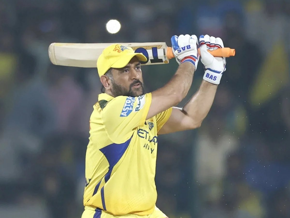 IPL 19: केवल 135 रन बनाते ही धोनी हासिल कर लेंगे ये बड़ी उपलब्धि