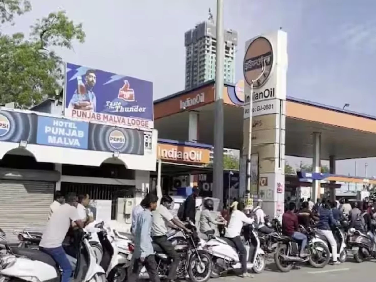 मिडिल ईस्ट संकट के बीच अच्छी खबर, नहीं बढ़ेंगे Petrol-Diesel के दाम, केन्द्र सरकार ने दिलाया भरोसा