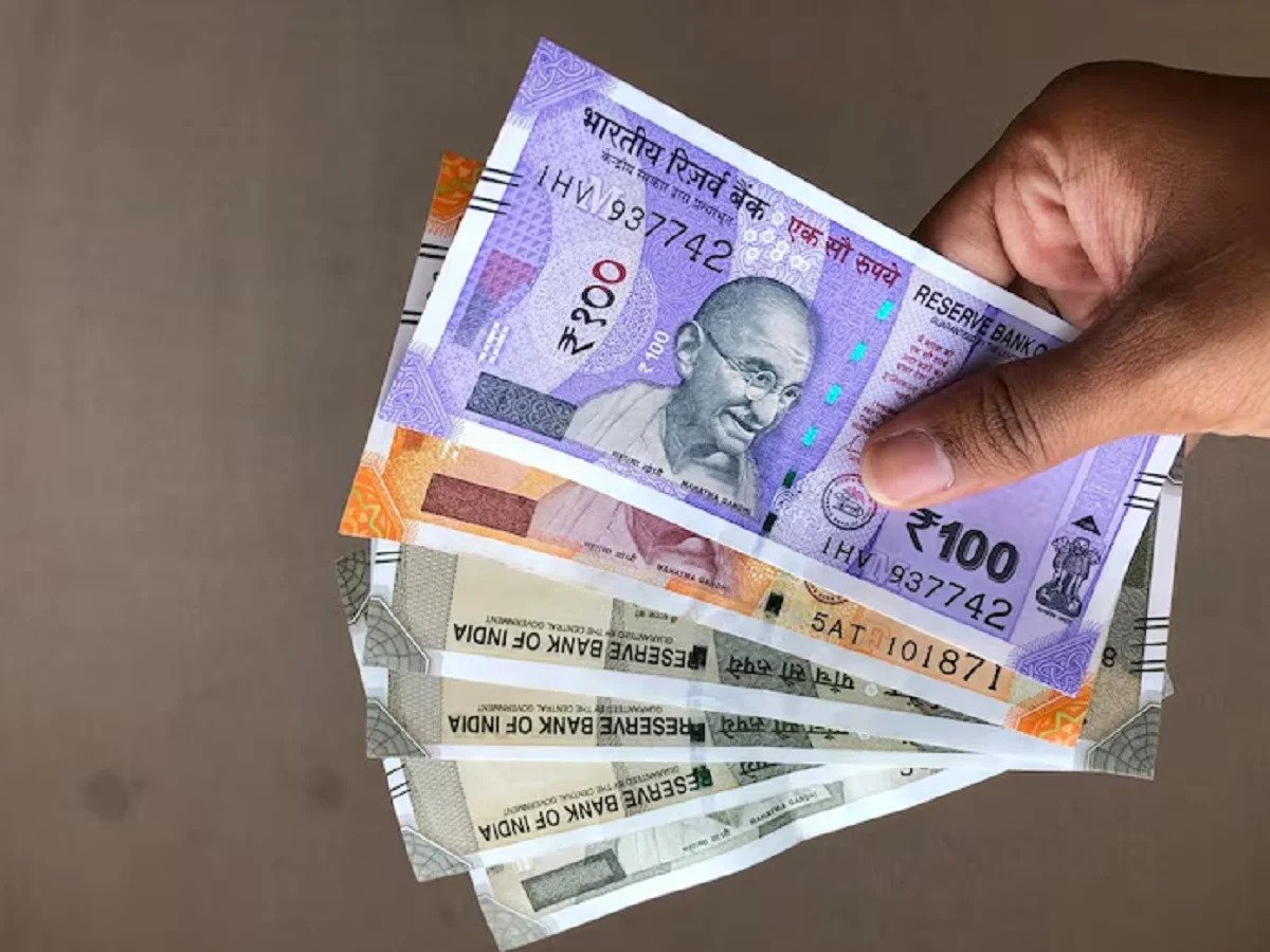 Government Scheme: सरकार 1 अप्रैल से इन्हें देगी 1450 प्रतिमाह पेंशन, हो गया है ऐलान