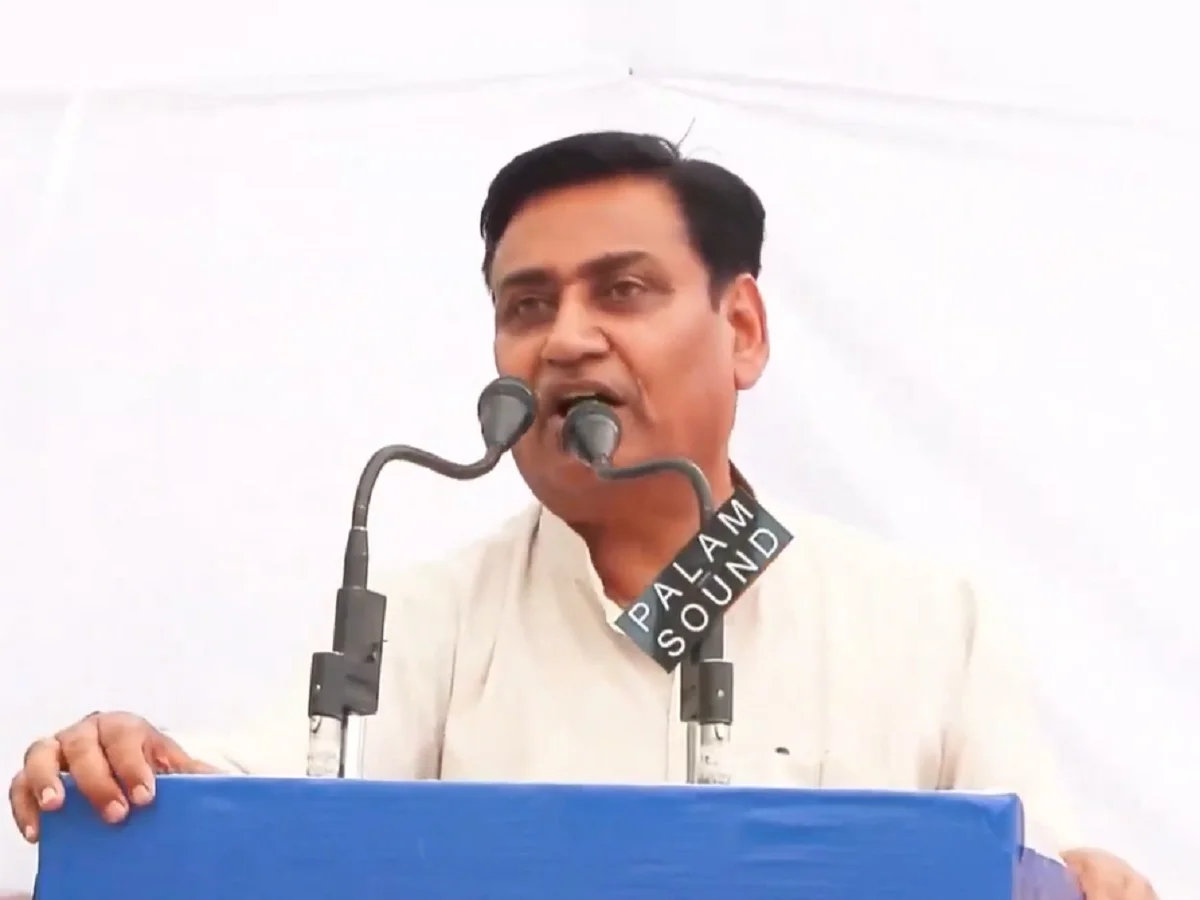 मोदी सरकार देश के मुद्दों और राहुल गांधी के सवालों व सच्चाई से बचती है: Dotasra
