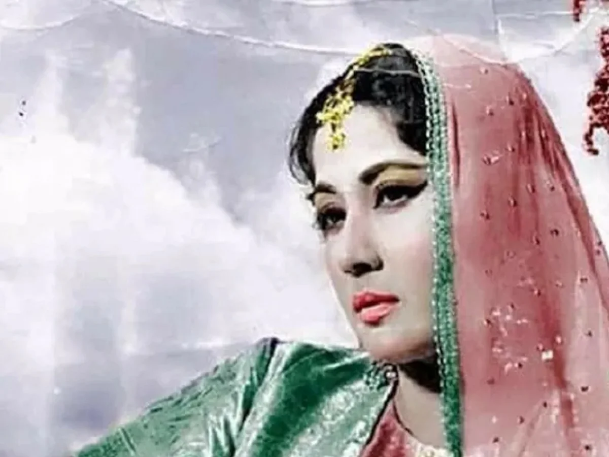 Bollywood: इन छह नामों से जानी जाती थी अभिनेत्री मीना कुमारी, पति ने दिया था ये नाम
