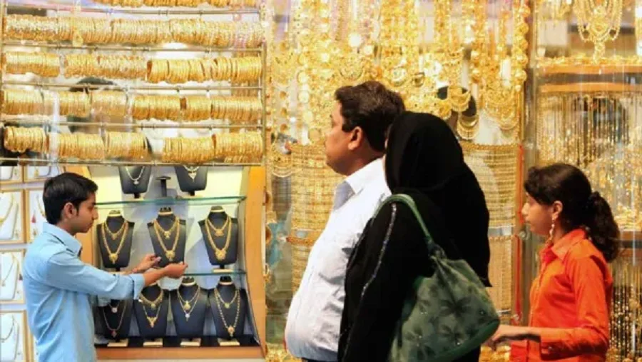 Gold Price Today 9 April 2025: ट्रेड वॉर की आहट से सोने की मांग बढ़ी, MCX पर 10 ग्राम सोना ₹88400 के पार पहुंचा