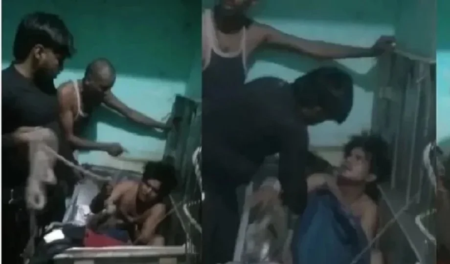 Video viral: बहू कमरे में रात को अपने प्रेमी के साथ कर रही थी गंदा काम, अचानक खुल गई जेठ की नींद, फिर...