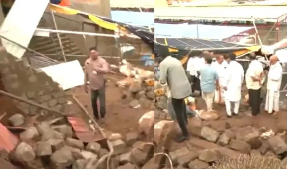 Andhra Pradesh: मंदिर की दीवार गिरी, आठ लोगों की दर्दनाक मौत, चार घायल