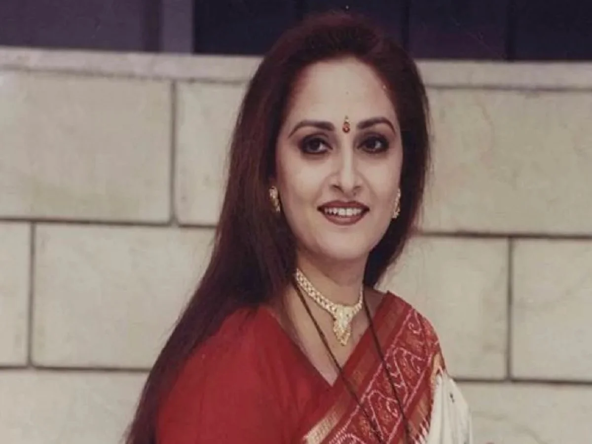 Birthday Special: पहली फिल्म में काम करने के लिए जया प्रदा को मिले थे केवल दस रुपए, इस प्रकार चमकी किस्मत