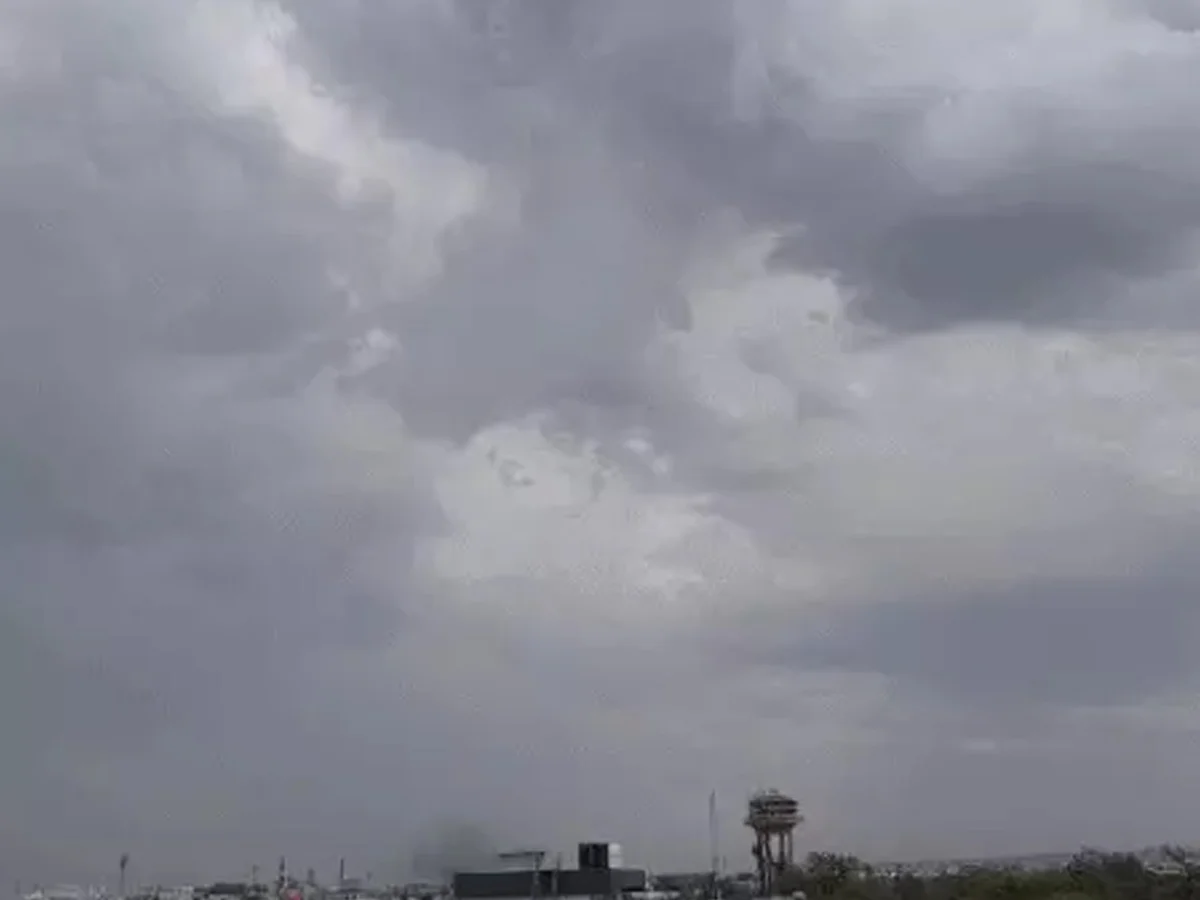 Rajasthan Weather Update: प्रदेश के लोगों के लिए भारी रहेंगे दो दिन! जारी हो चुका है अब ये अलर्ट