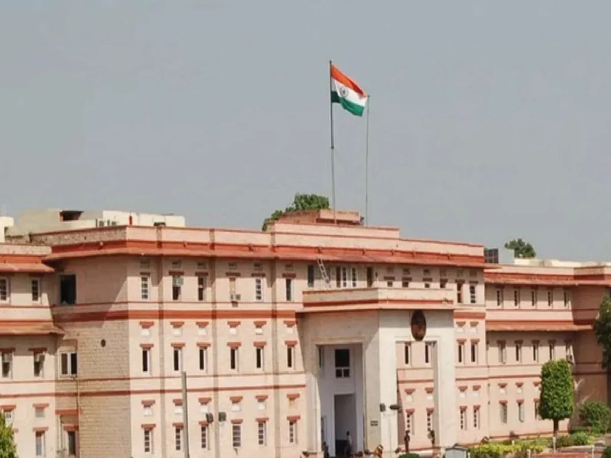 ARD टीम ने जयपुर सचिवालय में मारी अचानक रेड, 59 प्रतिशत कर्मचारियों के खिलाफ होगा एक्शन