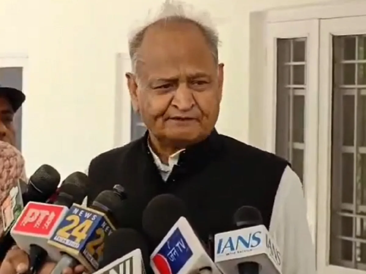 वसुंधरा राजे को लेकर Gehlot का बड़ा बयान, मदन राठौड़ को लेकर भी बोल दी है ये बड़ी बात