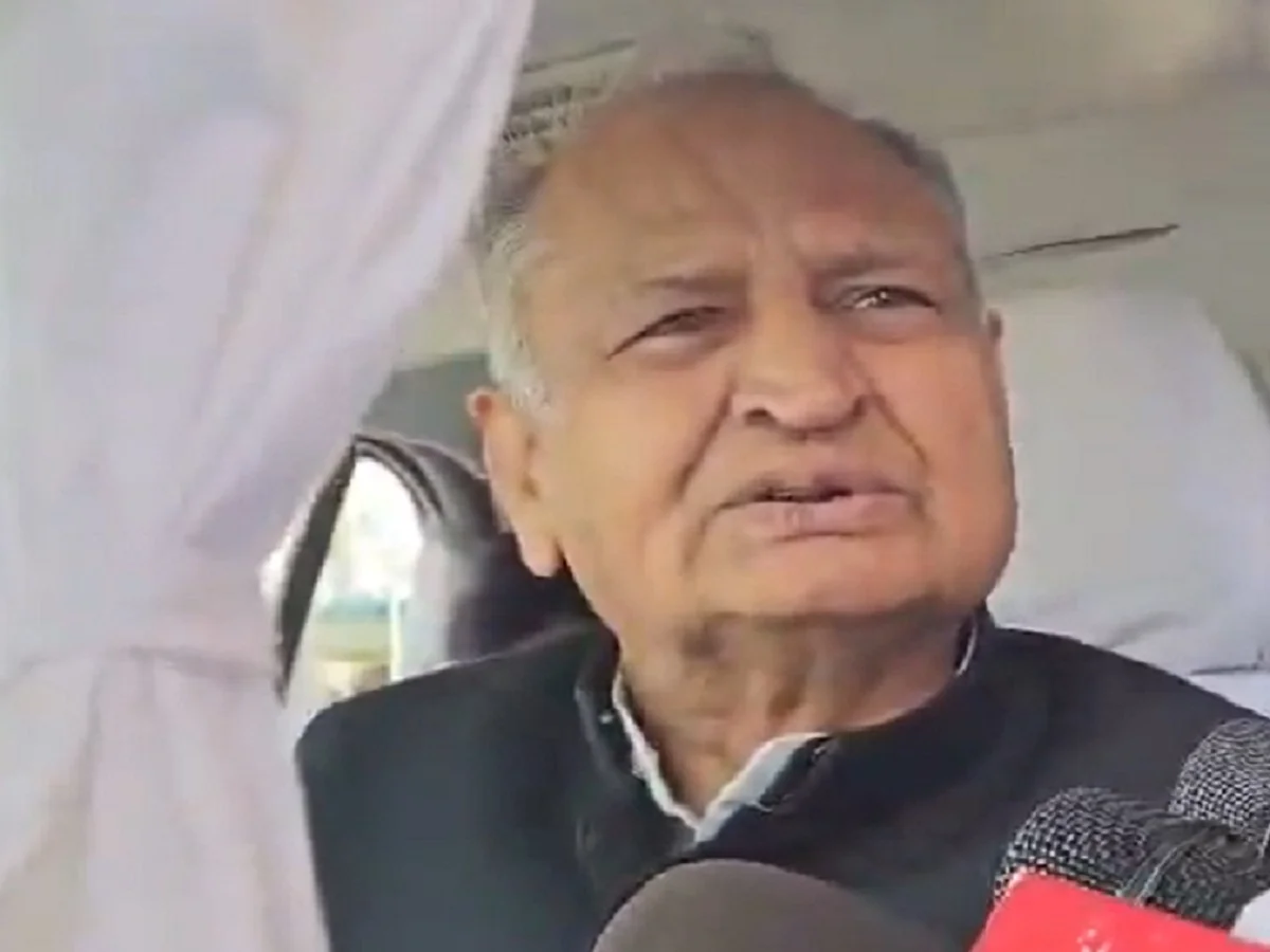 स्थानीय निकाय और पंचायत चुनाव न होना कांस्टीट्यूशन ब्रेकडाउन की तरह, सरकार बर्खास्त होनी चाहिए: Gehlot