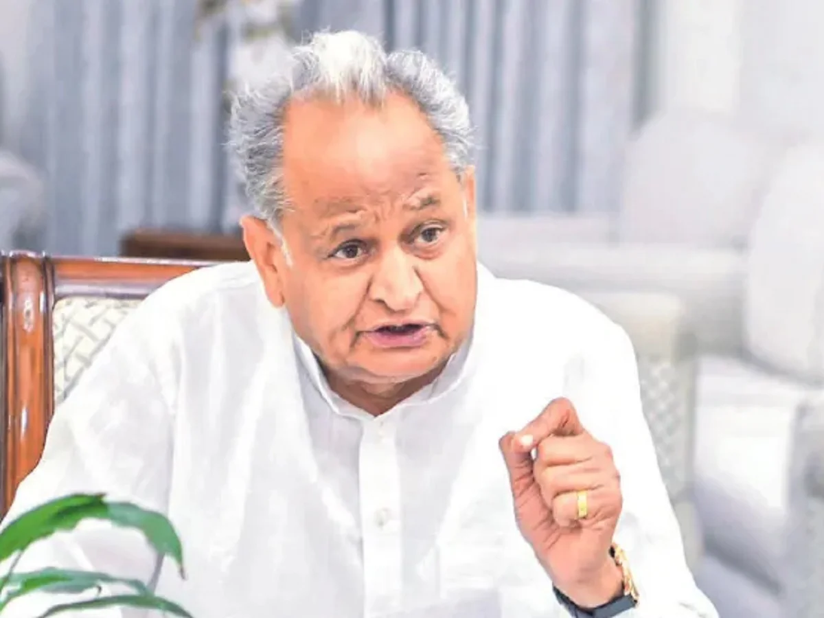 पीएम मोदी ने अपने वक्तव्य में देशवासियों को भ्रमित करने की कोशिश की: Gehlot