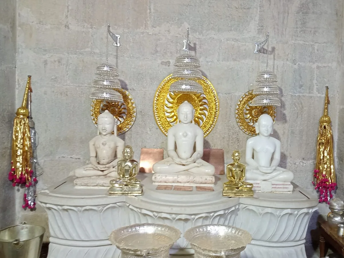 Rajasthan: चित्तौड़गढ़ दुर्ग के मल्लीनाथ मंदिर में हुई चोरी