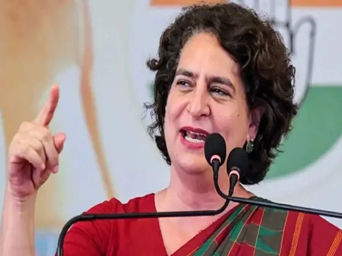 महिलाओं को लेकर प्रधानमंत्री की बड़ी-बड़ी बातें सिर्फ दिखावा: Priyanka Gandhi