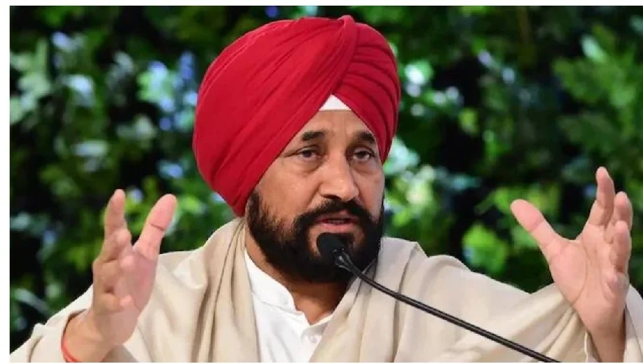 पहलगाम हमले पर बात करते हुए पंजाब  के पूर्व सीएम और कांग्रेसी सांसद ने फिर मांग लिए सर्जिकल स्ट्राइक के सबूत, जानें क्या कहा...