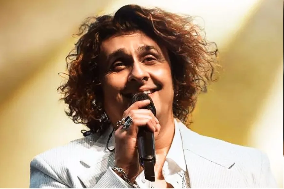 पहलगाम मामले की तुलना कन्नड़ में  गाने से...   सोनू निगम के खिलाफ आरोप लगाते हुए दर्ज हुआ मामला 