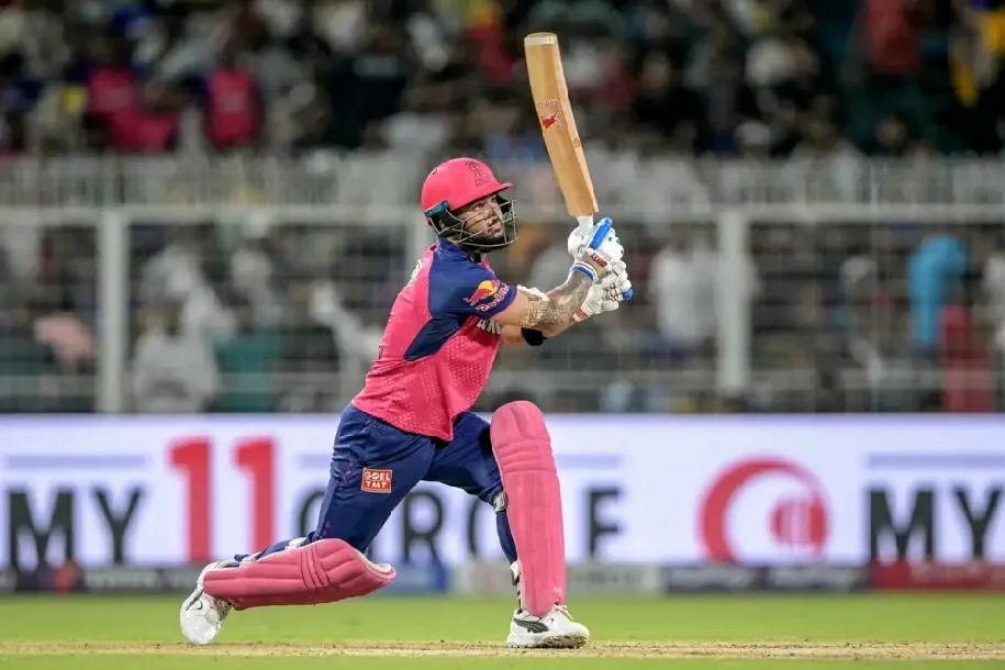 IPL 2025 : रियान पराग ने निभाया 2023 का वायदा, एक ही ओवर में जड़े 5 छक्के लेकिन ...