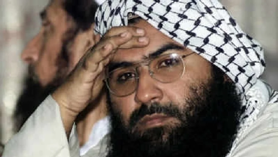 ऑपरेशन सिंदूर में जैश-ए-मोहम्मद के प्रमुख मसूद अजहर के परिवार के कम से कम 10 लोगों की मौत, खुद की आतंकी ने पुष्टि 
