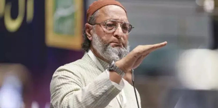सीजफायर से खुश नहीं हैं ओवैसी, कहा - पहलगाम के दोषियों के खिलाफ कार्रवाई...