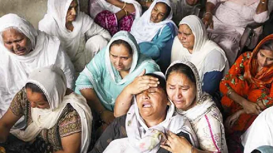 पंजाब में जहरीली शराब पीने से मरने वालों की संख्या 21 हुई, विपक्ष ने सीएम भगवंत मान से इस्तीफे की कि मांग  