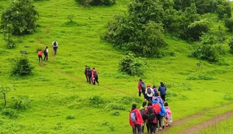Travel Tips: नेचुरल ब्यूटी का जीता जागता उदाहरण है अनंतगिरी हिल्स, आज ही बना लें घूमने का प्लान 