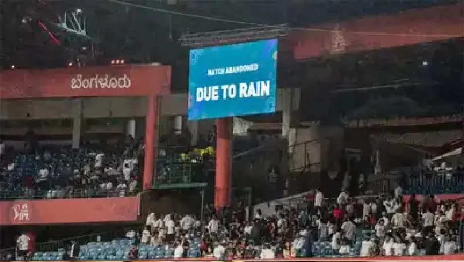 IPL 2025 : बारिश ने बिगाड़ा  रीस्टार्ट का रोमांच, प्लेऑफ में हुई  RCB की एंट्री...