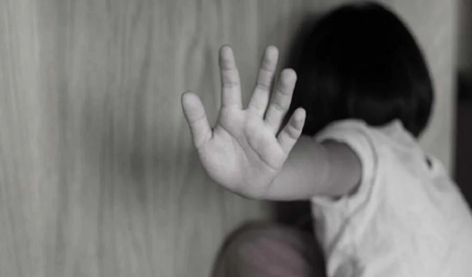 शर्मनाक : मां के प्रेमी ने उसकी मौजूदगी में 2 साल की बेटी के साथ किया बलात्कार, बाद में हत्या...