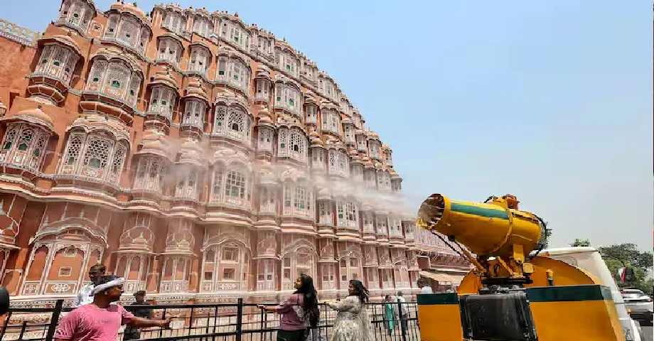 Rajasthan : गर्मी ने लोगों को किया घरों में कैद, पारा 46 डिग्री के भी पार...