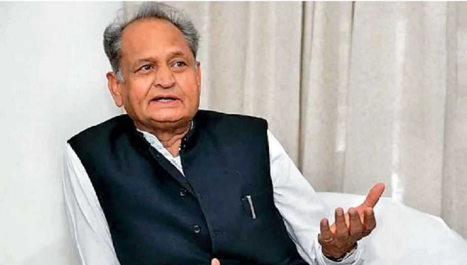 Rajasthan : अशोक गहलोत ने सीजफायर पर एक बार फिर से भाजपा को घेरा, कंवर लाल मीणा पर...