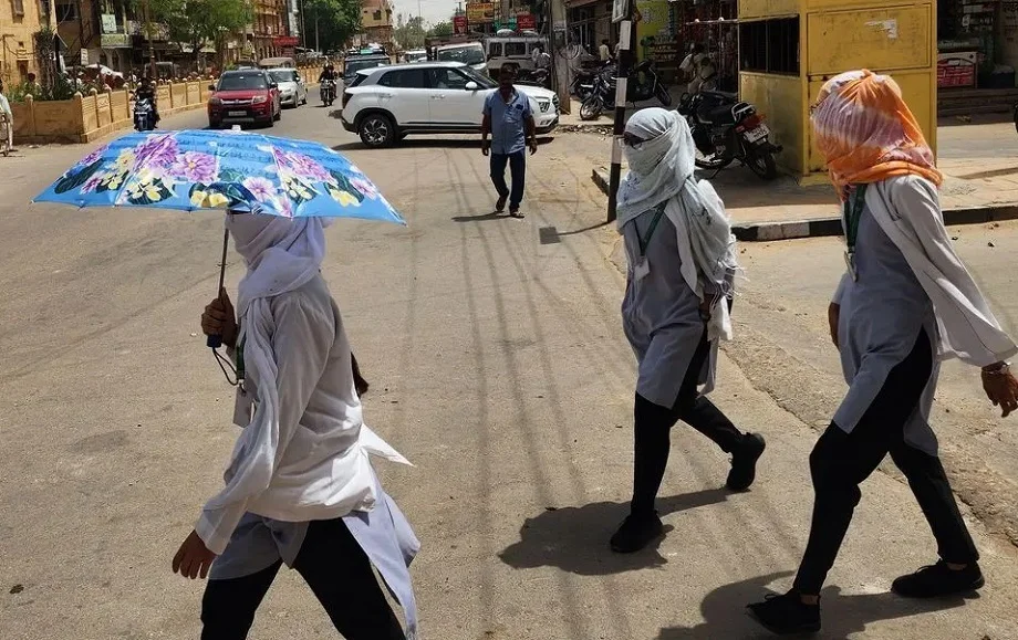Rajasthan Weather Update: भीषण गर्मी के कारण तंदूर बना राजस्थान, जैसलमेर में 48.0 डिग्री पहुुंचा तापमान, आज के लिए जारी हुआ है ये अलर्ट