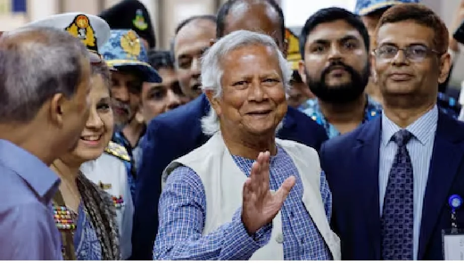 बांग्लादेश में राजनीतिक संकट के बीच सलाहकार ने कहा कि मोहम्मद यूनुस बांग्लादेश के अंतरिम सरकार प्रमुख बने रहेंगे...