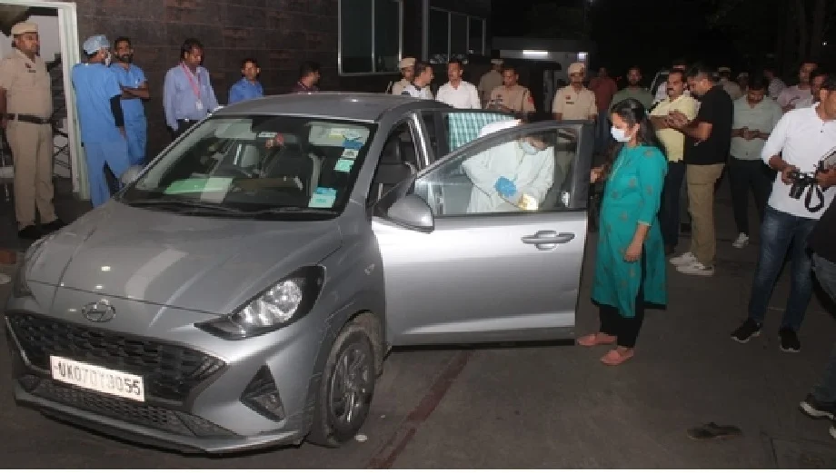 पंचकूला में तीन बच्चों समेत एक ही परिवार के 6 लोगों ने की आत्महत्या, 7वां सदस्य भी...