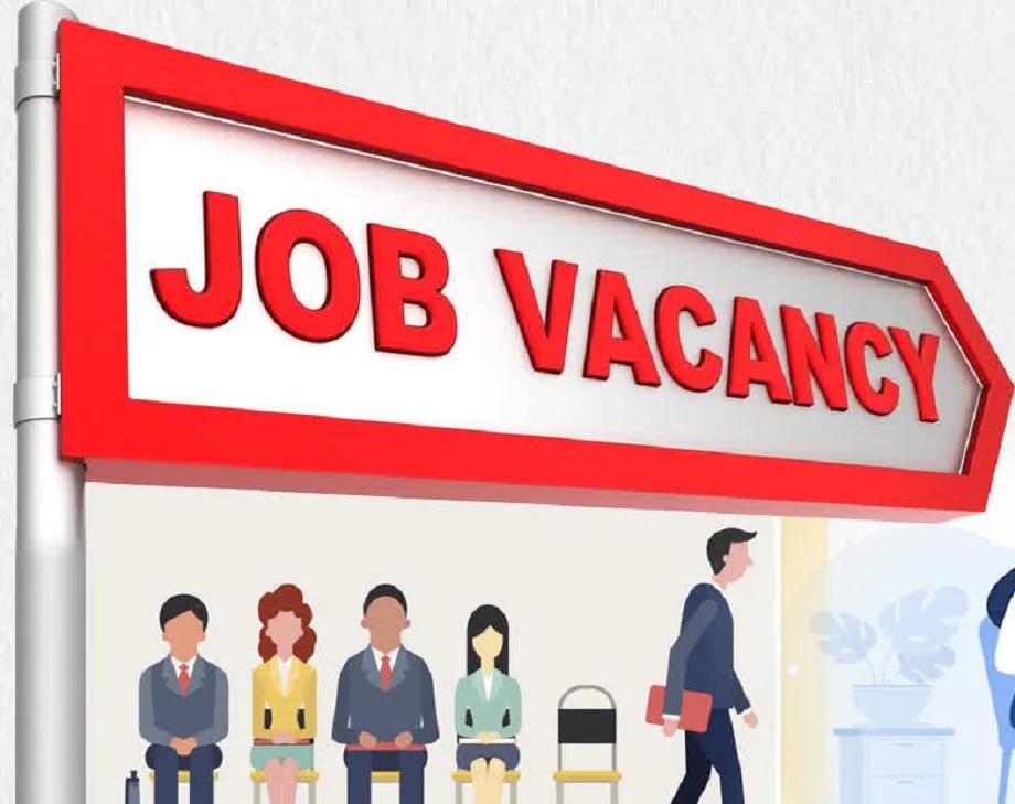Government job: 8वीं, 10वीं और 12वीं पास के लिए निकली इस भर्ती के लिए अभी जाकर कर दें आवेदन, पास में ही है अन्तिम तारीख 