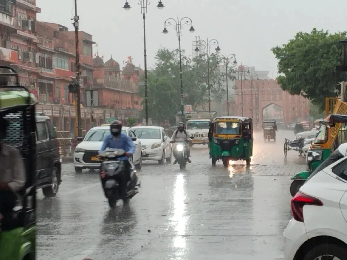 Rajasthan Weather Update: आंधी, बारिश और ओलावृष्टि ने बदला मौसम, आज इतने जिलों के लिए है अलर्ट